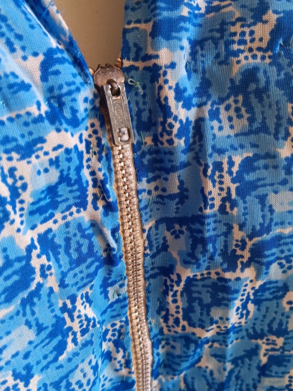 Large True Vintage House Dress 1940s Blue Abstract Print Zip-Front 1OF1 handmade